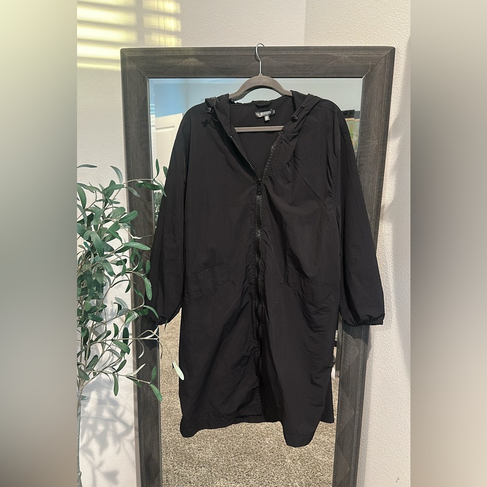 Missguided Hooded Rain & Wind Jacket